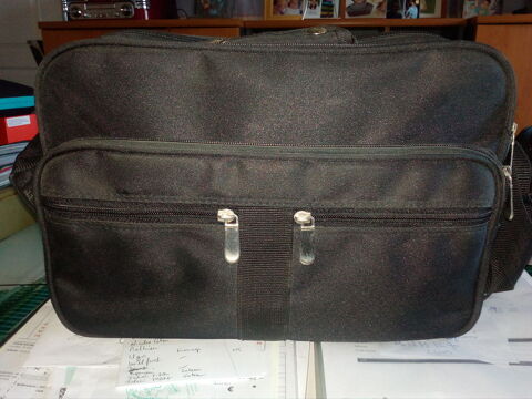 Sacoche noire pour camescope ou appareil photos 10 Graulhet (81)