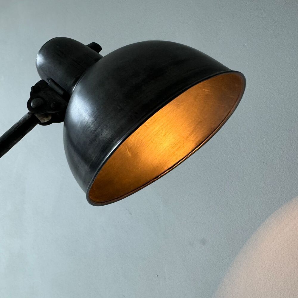 ANCIENNE LAMPE APPLIQUE ACCORDEON "&nbsp;KAISER IDELL&nbsp;" BAUHAUS
Décoration