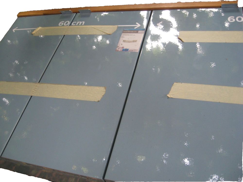 Armoire &agrave; pharmacie, ou de couloir. Couleur bleu. Neuve.1,2m Meubles