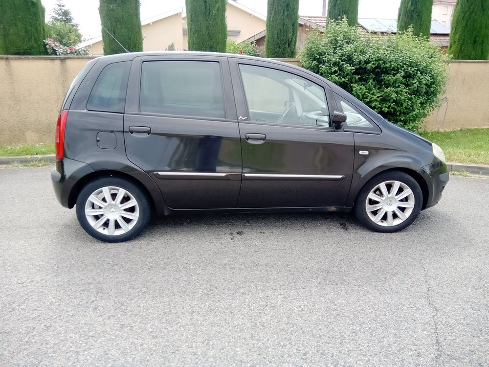 Musa musa diesel ct ok 2006 occasion 74240 Gaillard