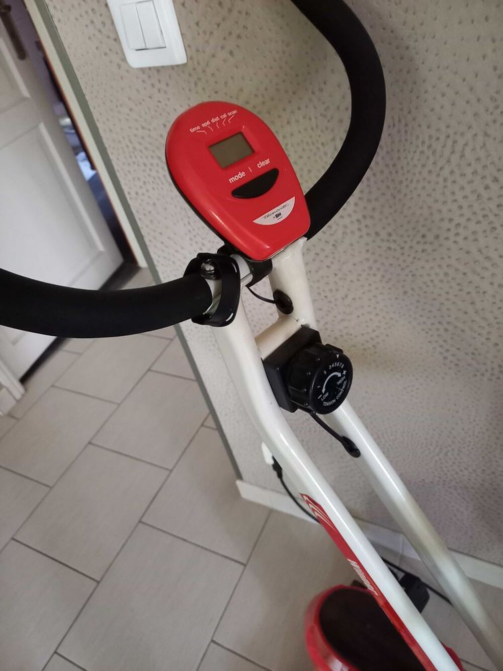 &agrave; saisir v&eacute;lo d appartement Vélos