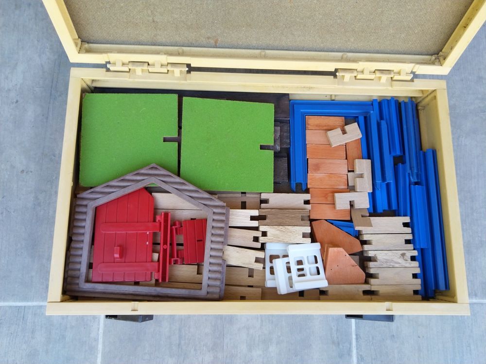 Coffret de construction multi bois
Jeux / jouets