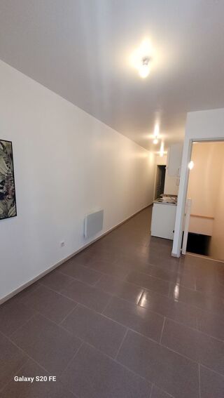  Appartement à louer 2 pièces 31 m²