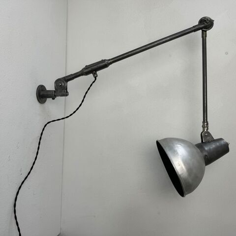 ANCIENNE GRANDE APPLIQUE INDUSTRIELLE   �SIS�  
250 Lille (59)