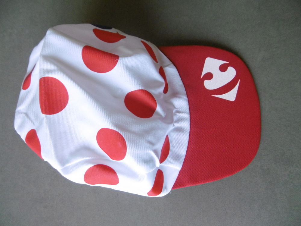  6 casquettes &agrave; pois ancien sponsor Carrefour Tour de France 
