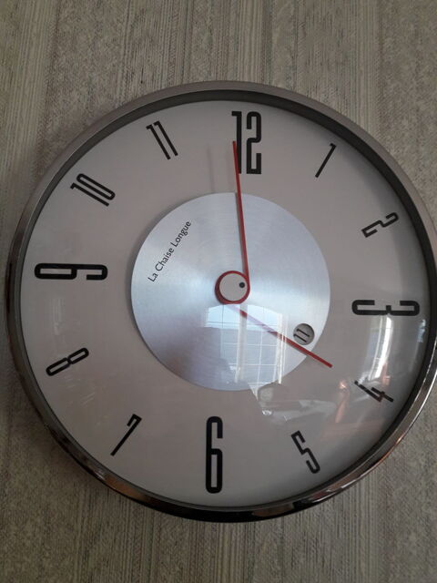 pendule   : La Chaise Longue.  10 �. 10 Bizanos (64)