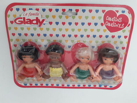Poupées ( La famille Glady ) NEUF 35 Verneuil-sur-Vienne (87)