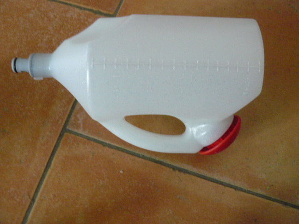 aspirateur &agrave; vapeur, &eacute;quip&eacute; d'un syst&egrave;me "venturi" unique au Electroménager