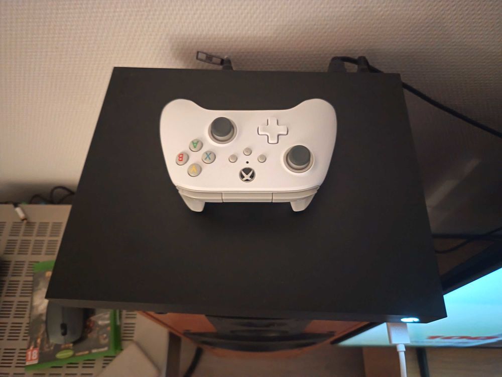 Xbox one x Consoles et jeux vidéos