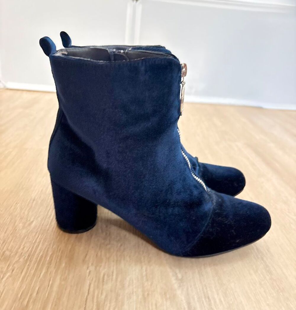 Bottines bleu marine effet velours talons ronds Chaussures