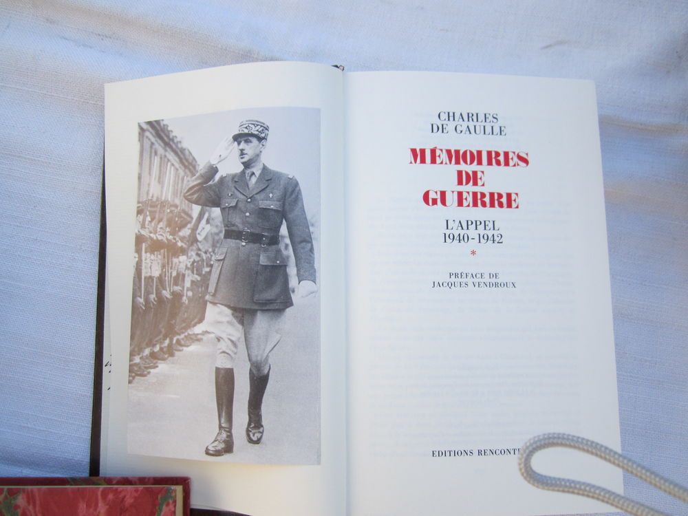 MEMOIRES de GUERRE de Ch. De GAULLE (en 4 Vol.) Livres et BD