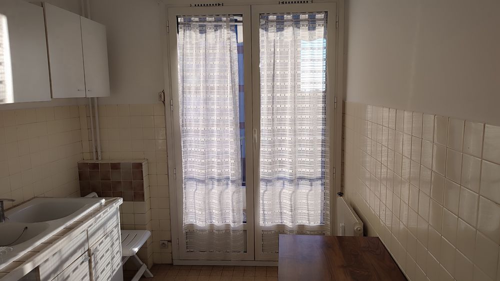 Location Appartement CENTRE VILLE SPACIEUX 2/3 PIECES Vence