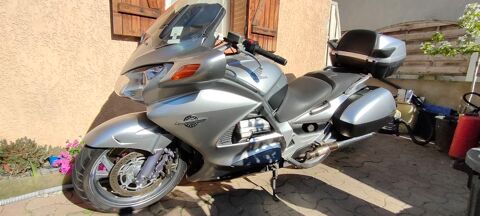 Moto HONDA 2009 occasion Othis 77280