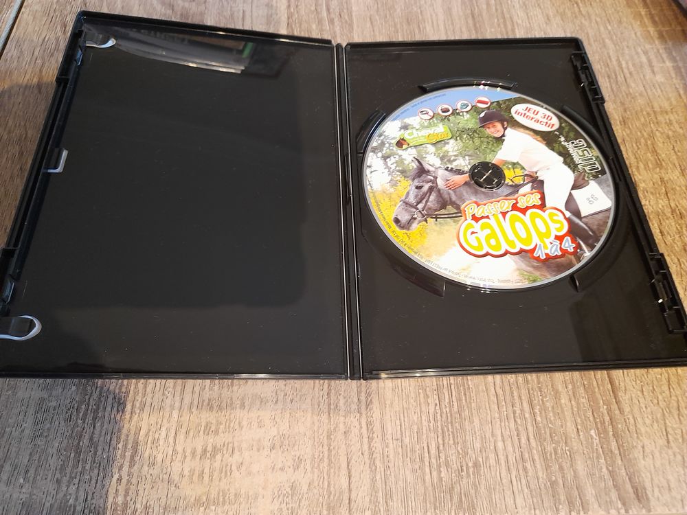 Jeu PC "Passer ses galops 1 &agrave; 4" Consoles et jeux vidéos