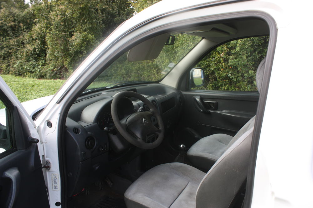Berlingo BERLINGO 2.0 HDi 800 KG CONFORT 2005 occasion 16170 Rouillac