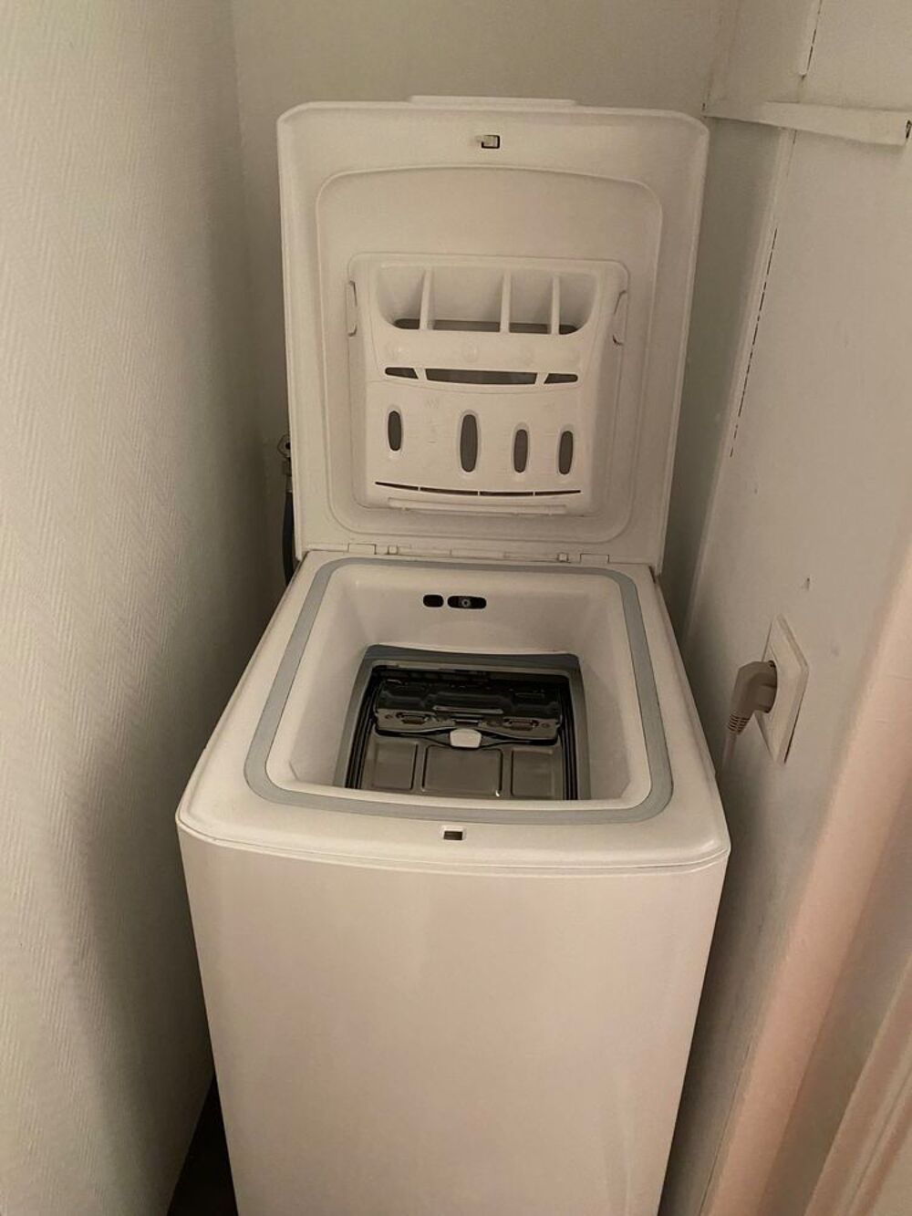 Machine &agrave; laver Vedette Electrom�nager