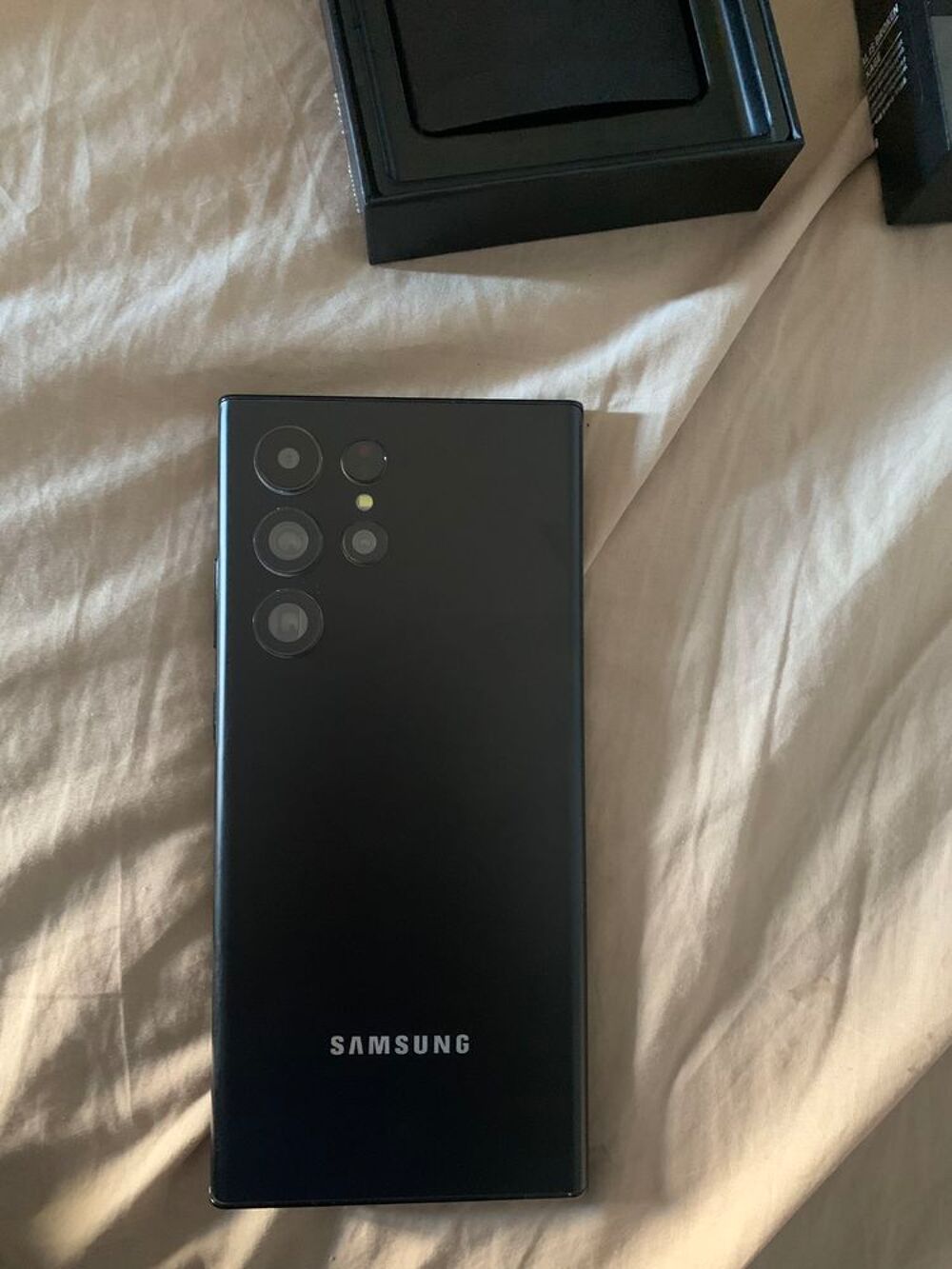 Samsung galaxy s22 ultra Téléphones et tablettes