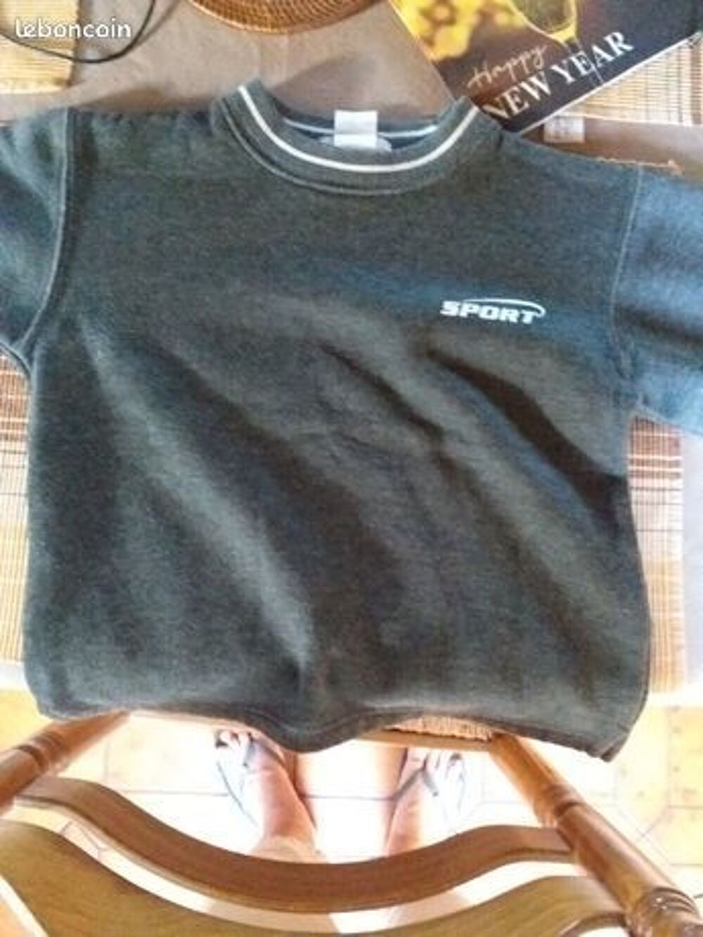 sweat shirt garcon taille 4 ans Vêtements enfants