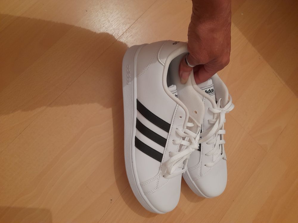 Paire de Baskets " ADIDAS " Chaussures