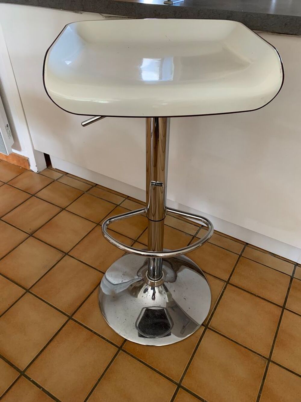 Tabourets de bar pivotant 360&deg; Meubles