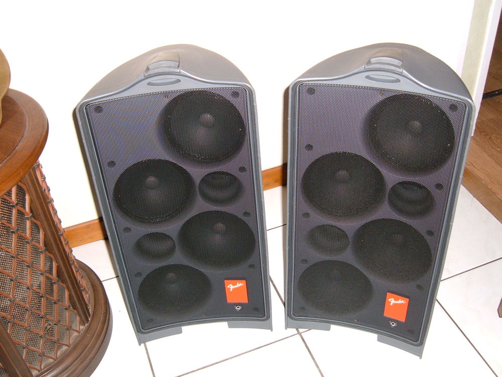 Mat&eacute;riel pour Dj' ampli &amp; enceintes NEUF Instruments de musique