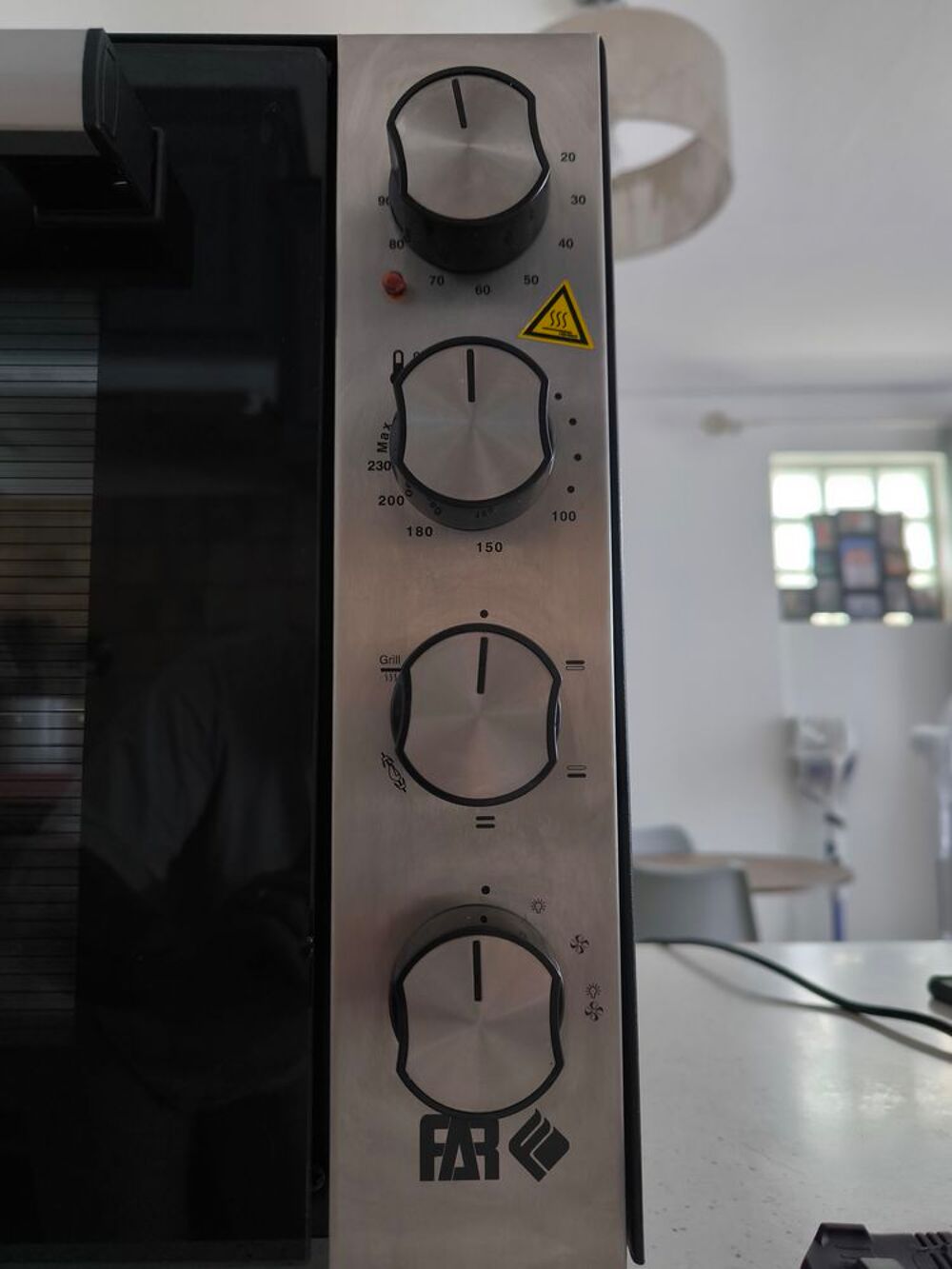 Four Electrom�nager