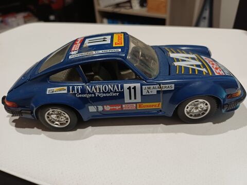 Porsche 911 1/24eme 5 Castel-Sarrazin (40)