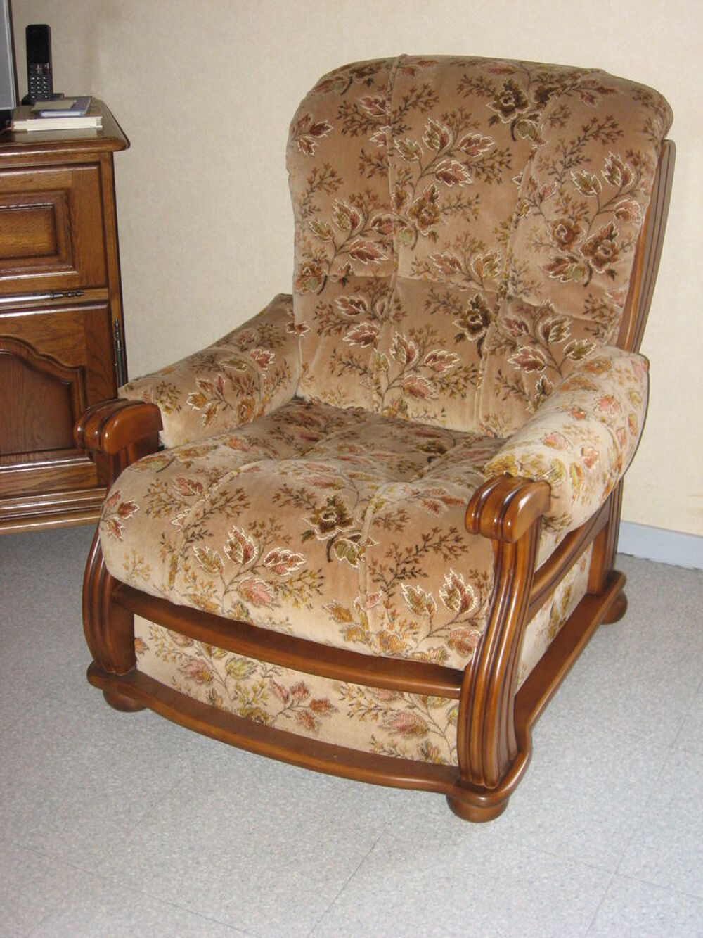 canap&eacute; et un fauteuil Meubles
