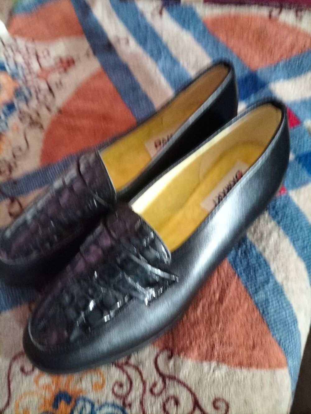 Mocassins cuir Damart pointure 38 neuf Chaussures