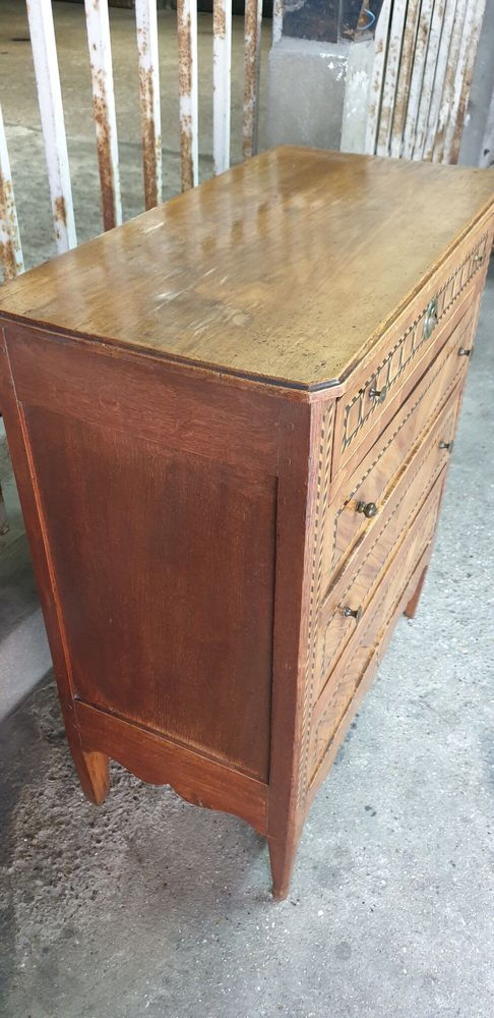 commode louis XVI 4 tiroirs Meubles