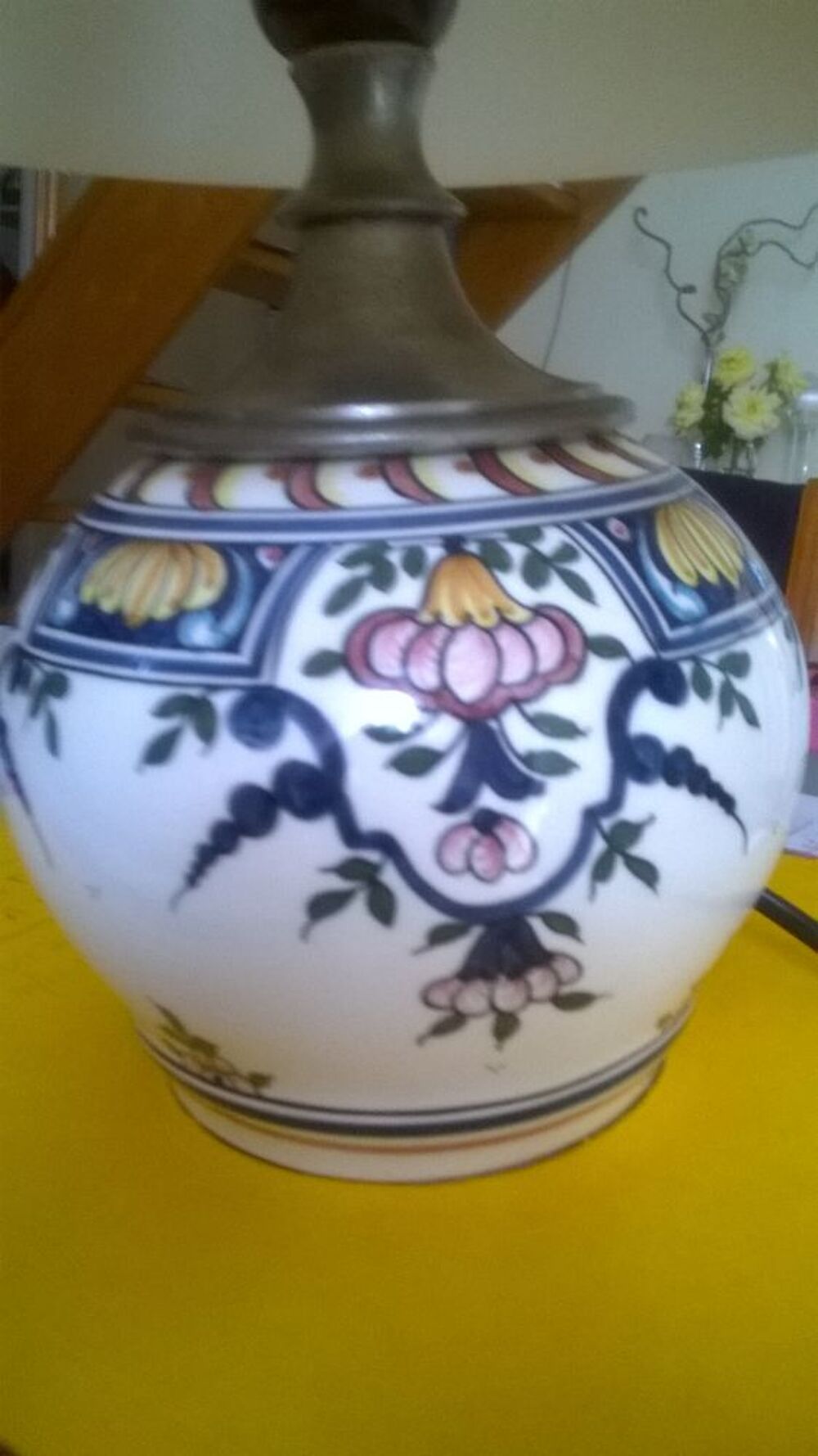 LAMPE CERAMIQUE et ETAIN avec ABAT-JOUR. Décoration