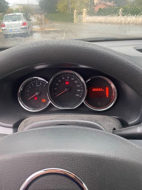 Dacia Sandero 1.5 dCi 75 FAP eco2 Laur&eacute;ate 2014 occasion M&acirc;con 71000