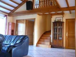 Maison à louer 5 pièces 167 m² Jonzieux