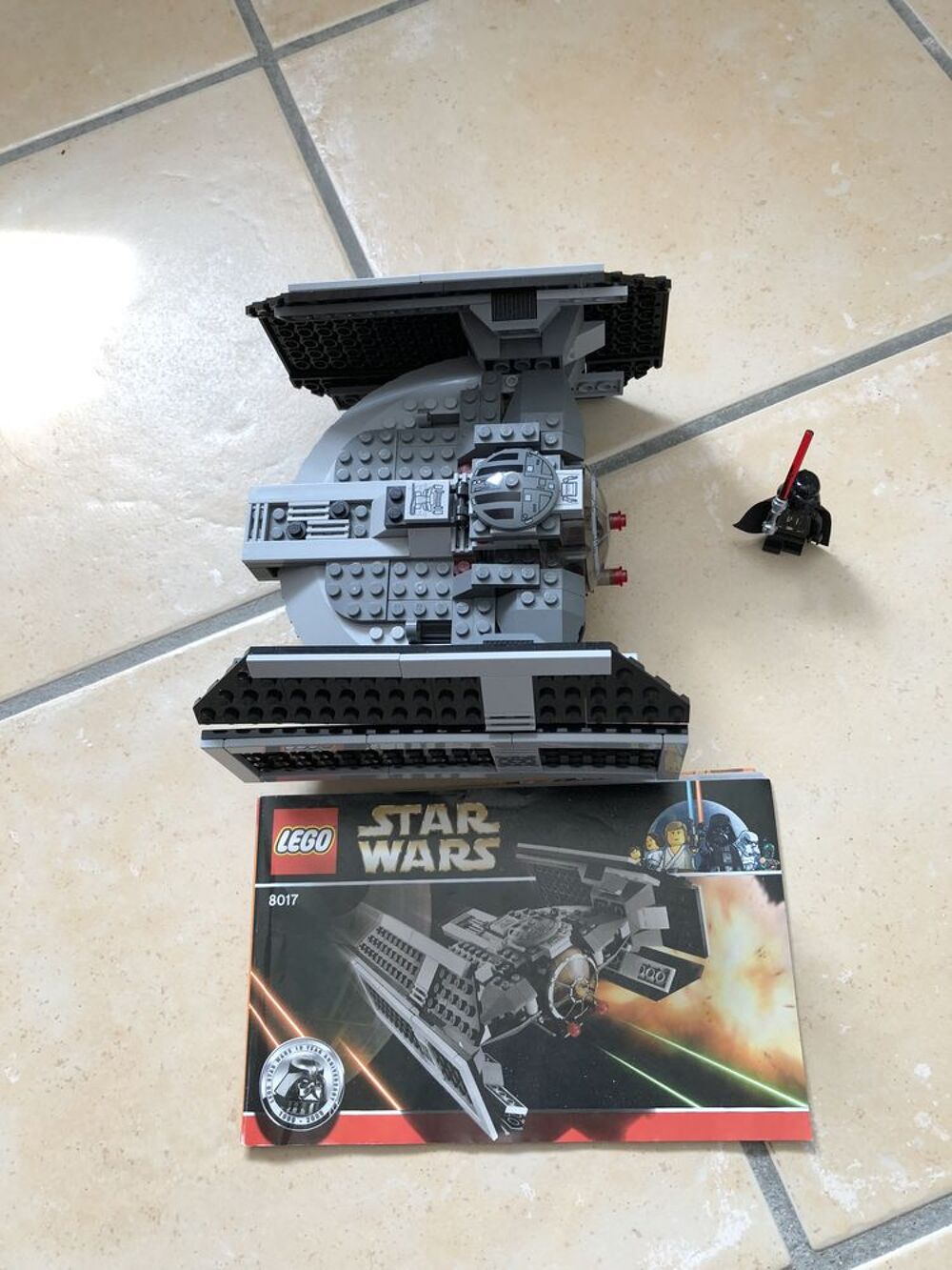 Lego star wars faucon millenium 7965 Jeux / jouets