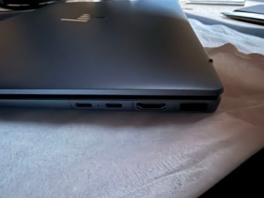 HP Pavilion Plus Laptop 14 OLED , Windows 11 Pro, 14", Intel&reg; Core Ultra 5, 16GB RAM, 512GB SSD, WQXGA Matériel informatique