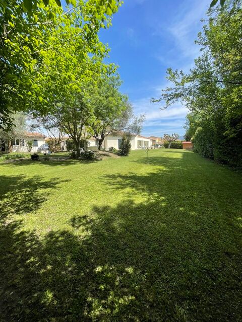   Magnifique maison en bordure de Sorgue Maison - 7 pi�ce(s) - 250 m�