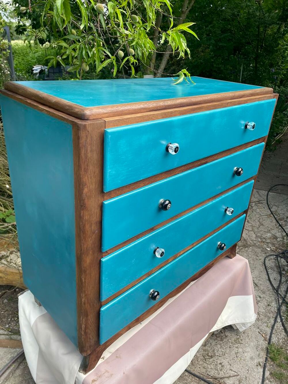 Commode en ch&ecirc;ne massif Meubles
