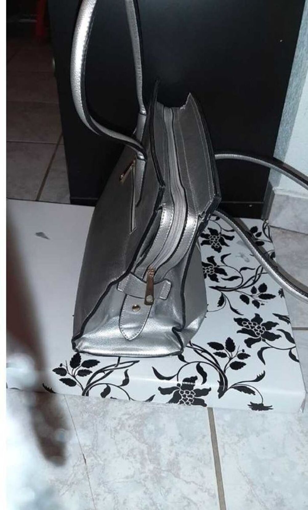 grand sac argent&eacute; Maroquinerie
