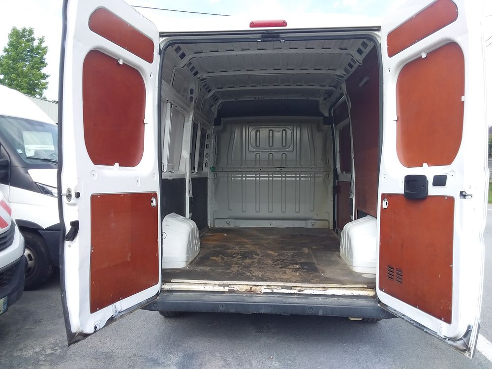 Boxer BOXER TOLE 330 L2H2 BLUEHDI 130 PREMIUM 2018 occasion 53950 Louvern&eacute;