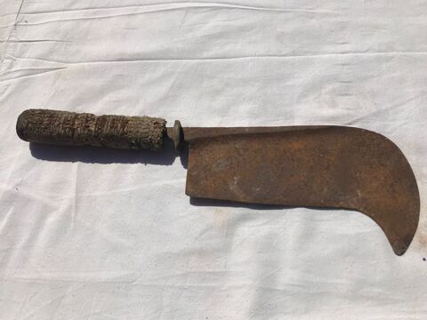 serpe tr�s ancienne 15 Mottier (38)