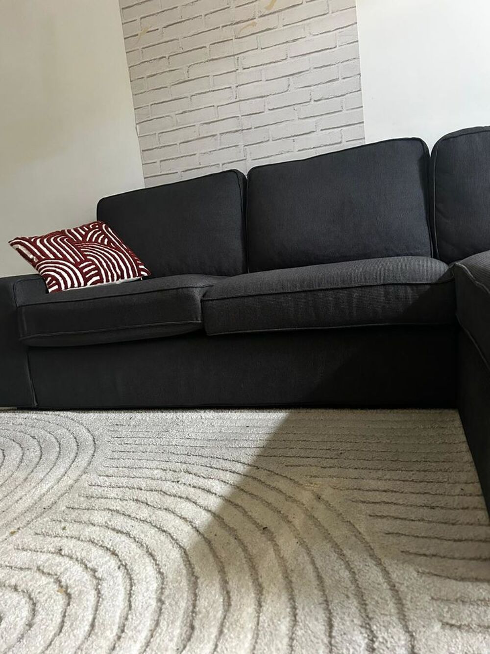 CANAPE SERIE KIVIK DE IKEA - MERIDIENNE ET TAPIS COMPRIS Meubles