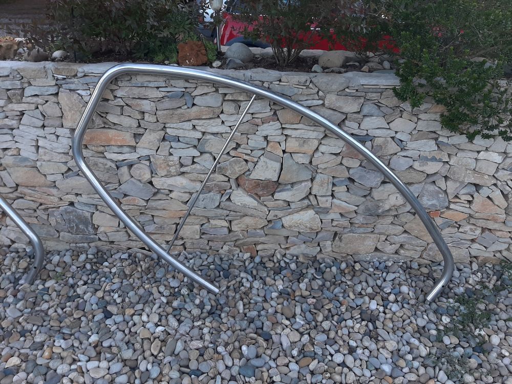 Rampes inox pour &eacute;chelle piscine ou autre. Jardin