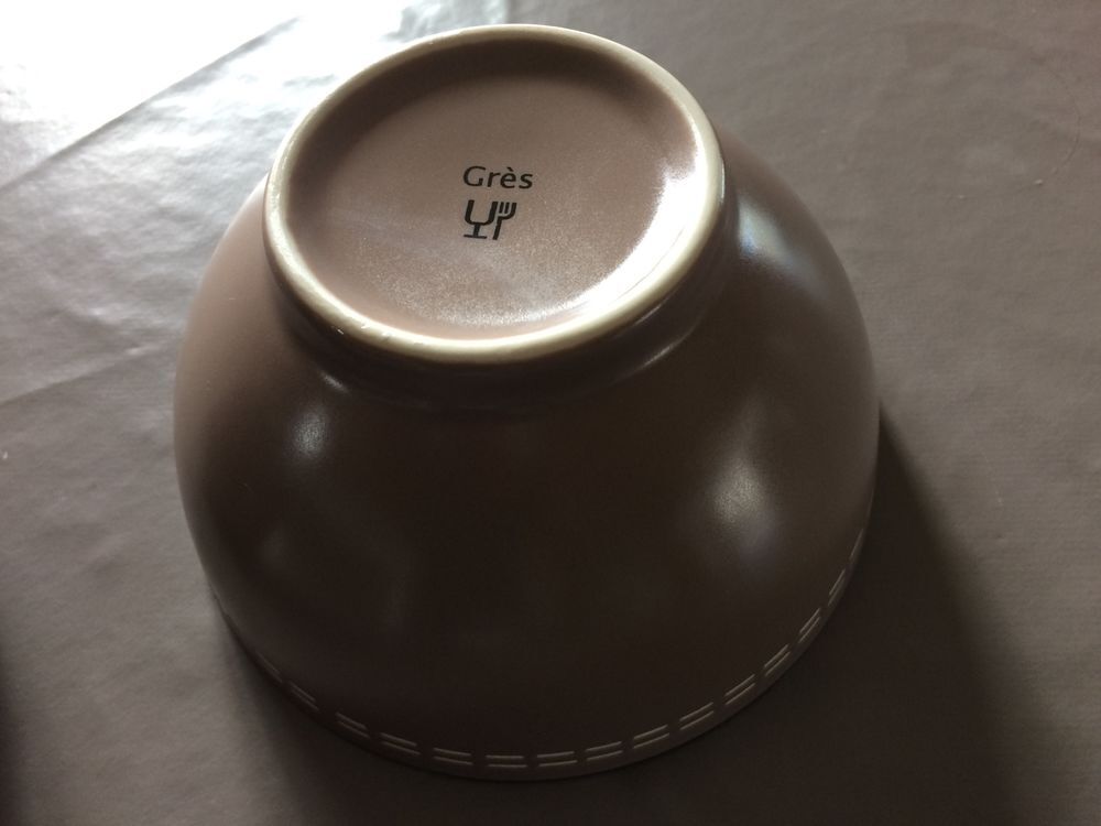 Recherche vaisselle neuve (voir photos) Cuisine