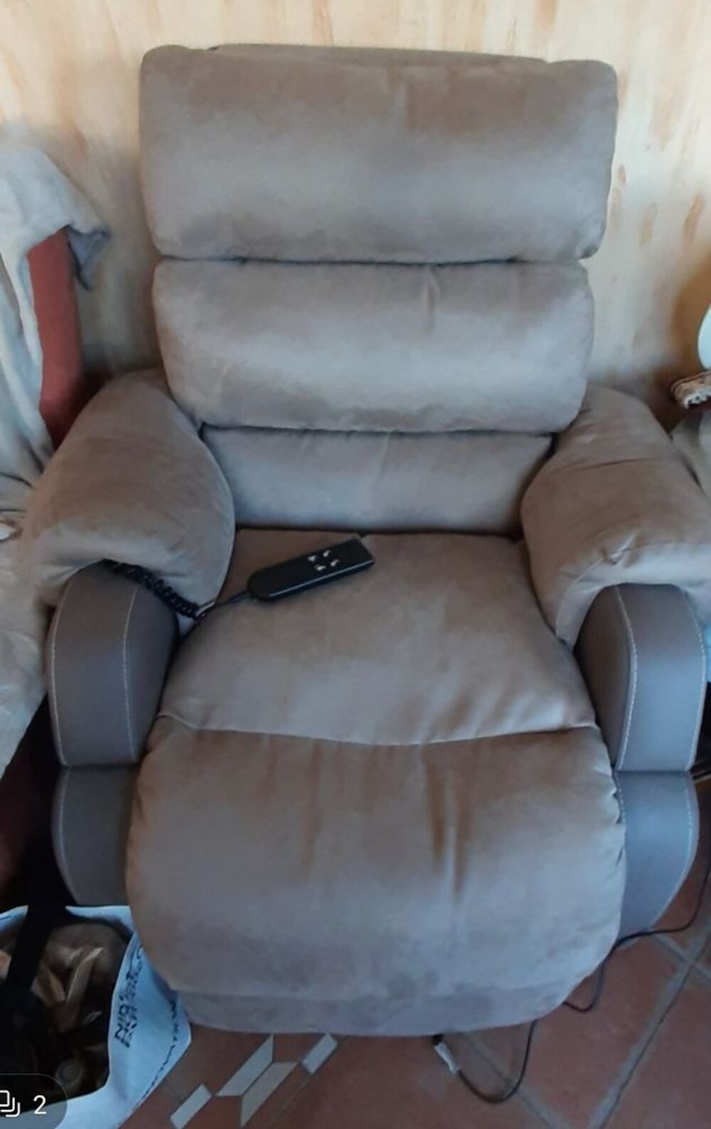 Fauteuil releveur &eacute;lectrique Cocoon Meubles