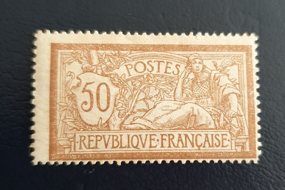 120 Timbre avec charni&egrave;re 