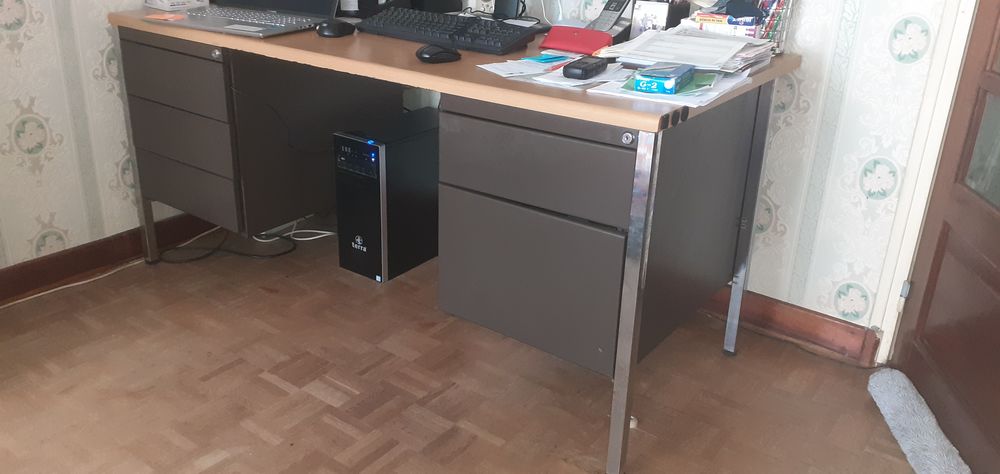 bureau m&eacute;tal vintage
3 mod&egrave;les Meubles