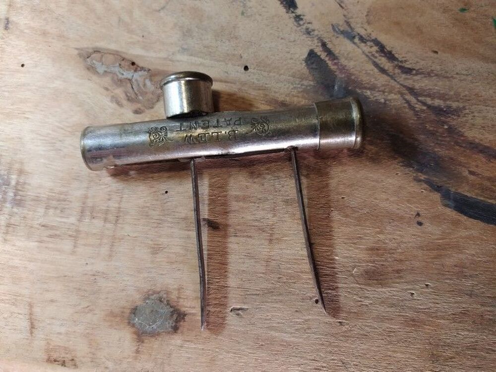 Tire Bouchon Bi-Lames Benjamin Lew - B Lew Patent Corkscrew 