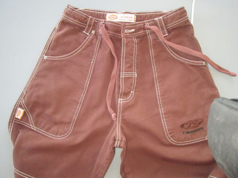 PANTALON BAGGY NEUF TAILLE M Vêtements