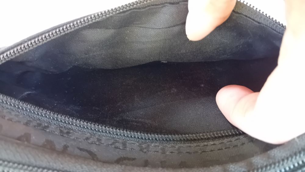 CHABRAND Sac banane HOMME NOIRE. TBE Maroquinerie