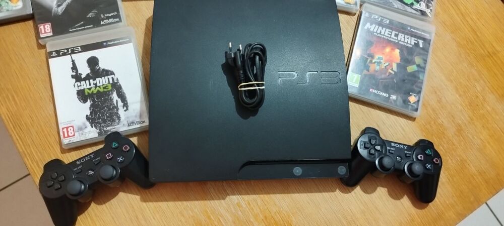 Ps3 + jeux Consoles et jeux vidéos